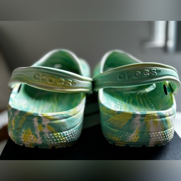 CROCS UNISEX size M9 W11 preowned very good - Picture 4 of 4